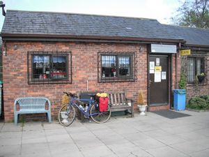 Lunchtime stop just north of Tarvin Sands